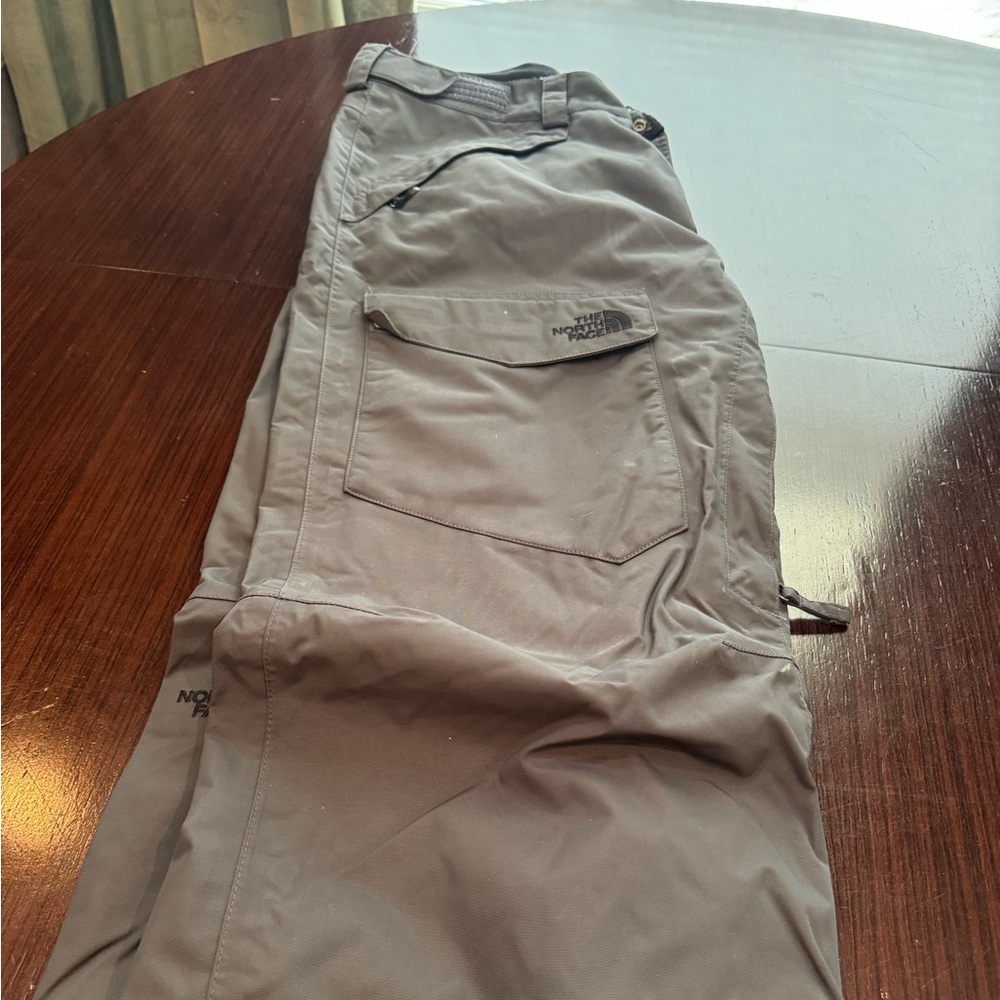 Men’s small black/grey Northface ski pants
